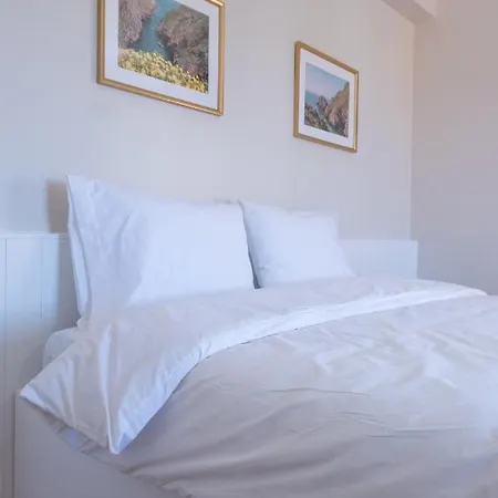 Berlenga House *