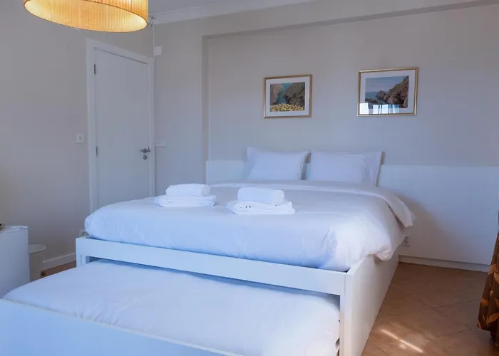 Berlenga House Pansiyon *