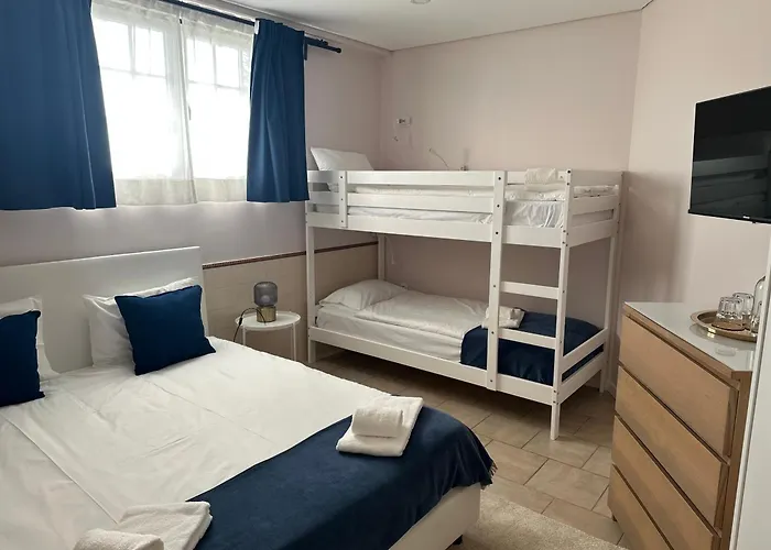 Berlenga House Pansiyon *